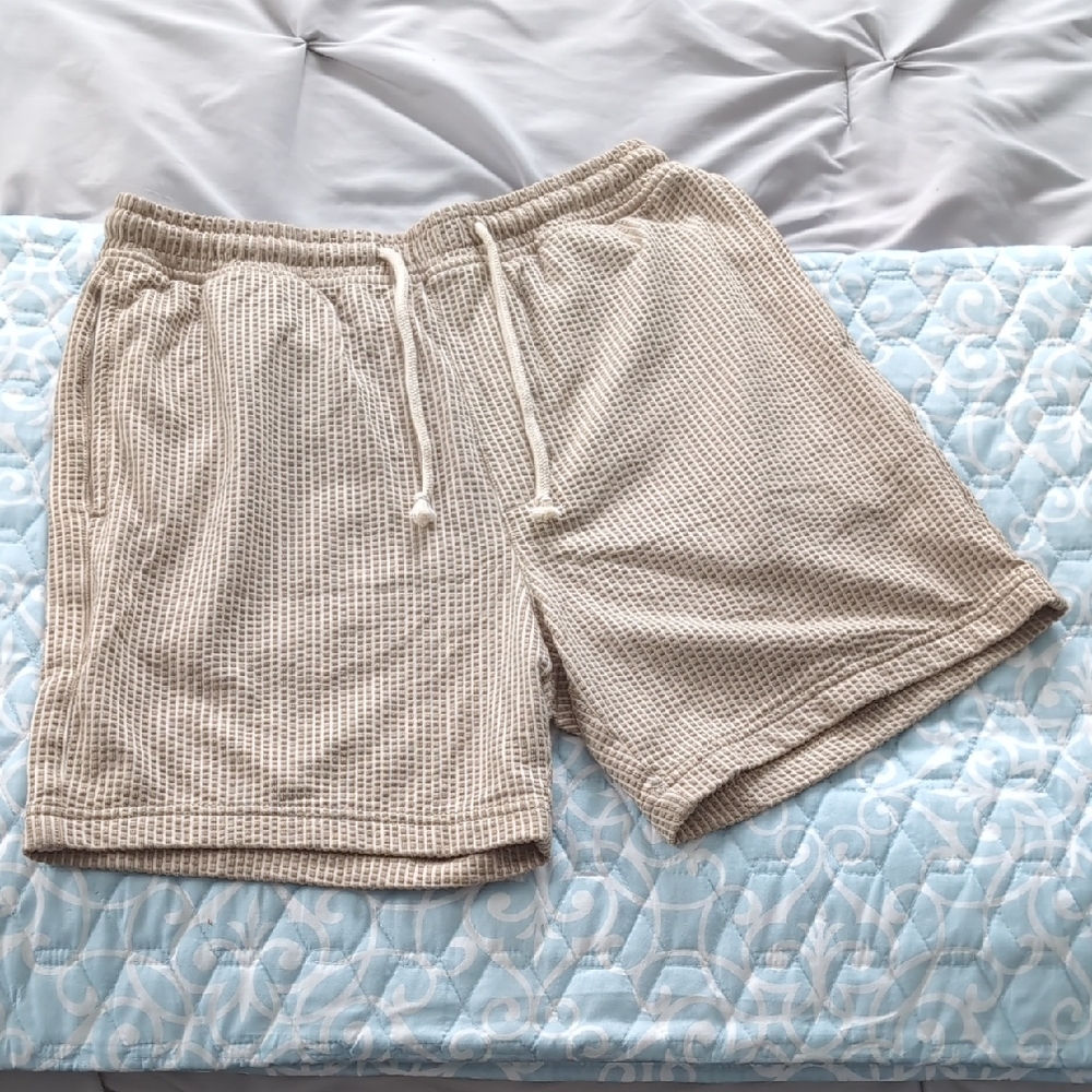 American Eagle Beige Waffle Knit Shorts